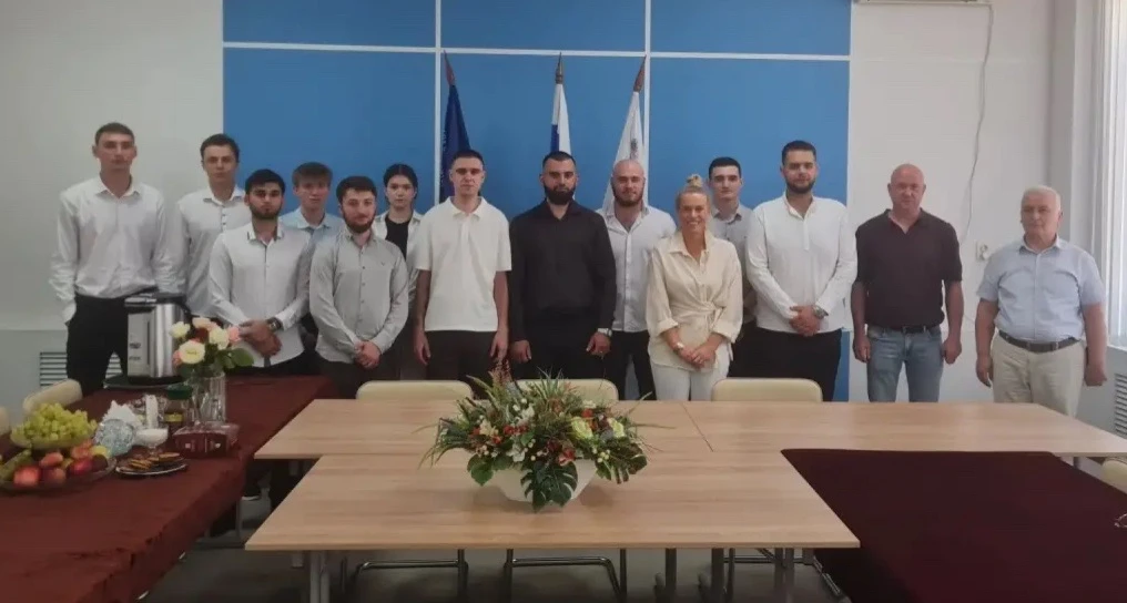 Будущие специалисты строительной отрасли готовы к старту

На Факультете техники и современных технол