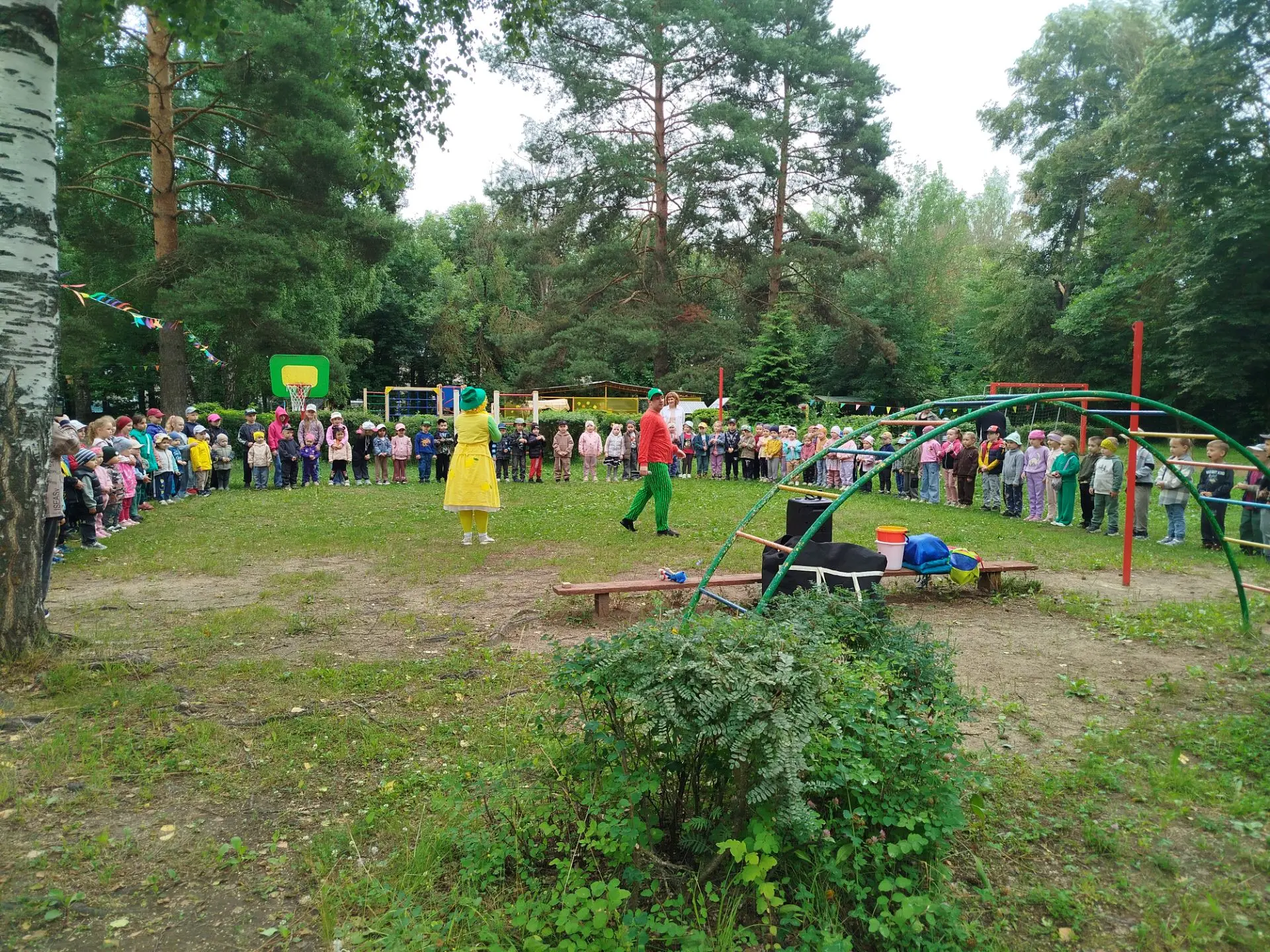 🎭 Театр «Аленький цветочек» в гостях у наших ребят!

Мы:
✔️ Играли и собирали урожай,
✔️ Танцевали 