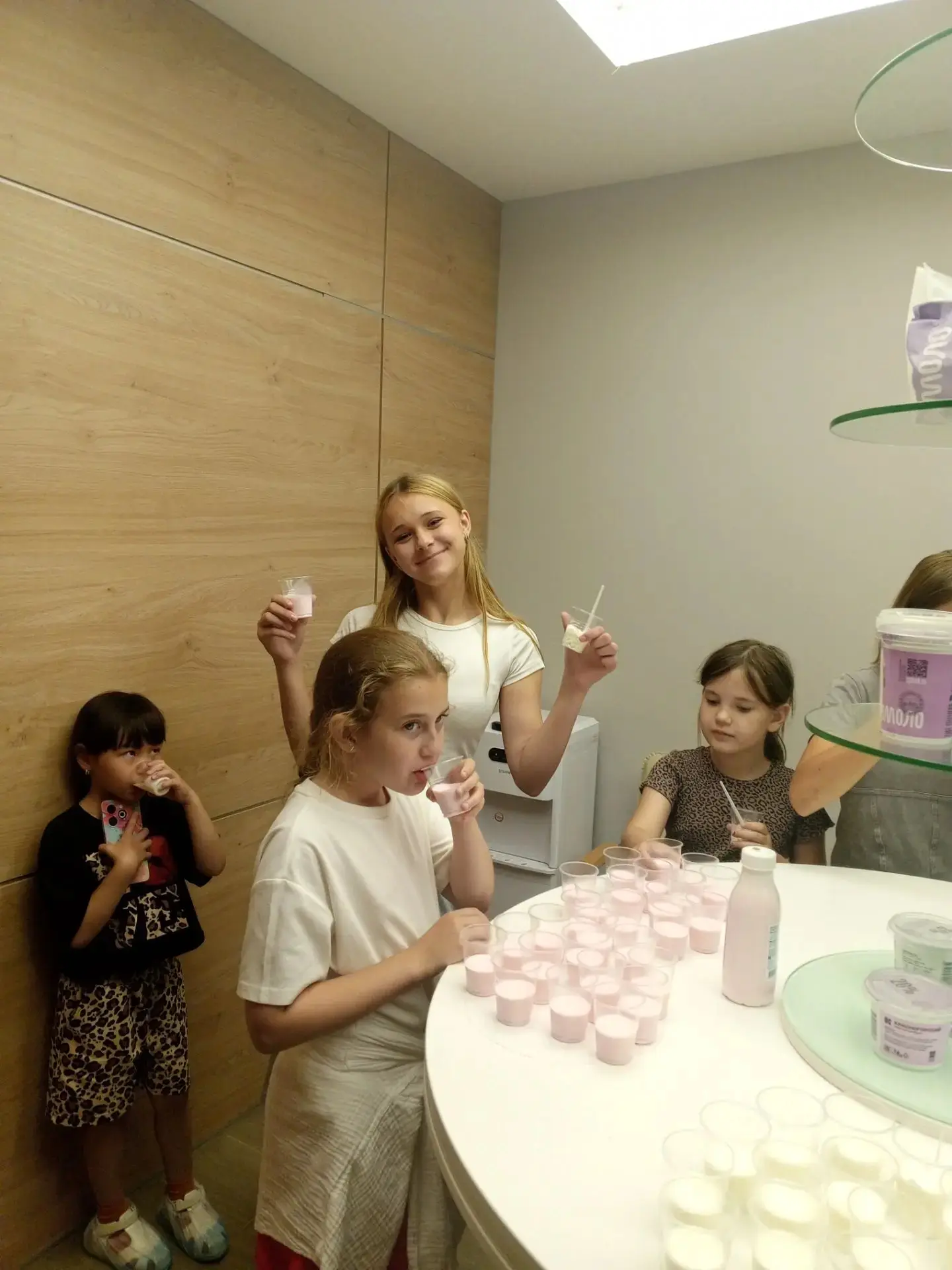 🍦🥛 «Родничок» на комбинате «Красногорский»: от молока до любимого мороженого!Сегодня отряды детско