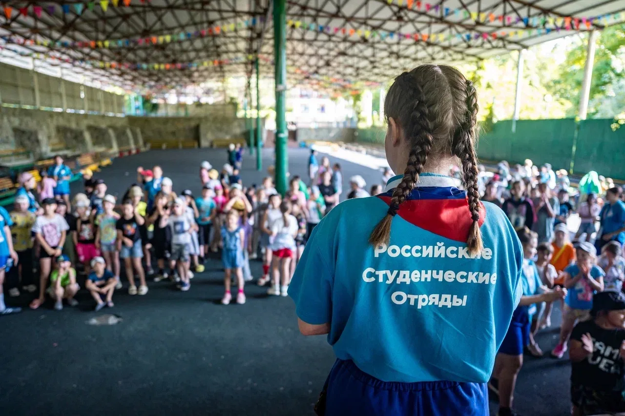 Проект «Больше, чем работа» вместе с Российскими студенческими отрядами встречает День России  🇷🇺
