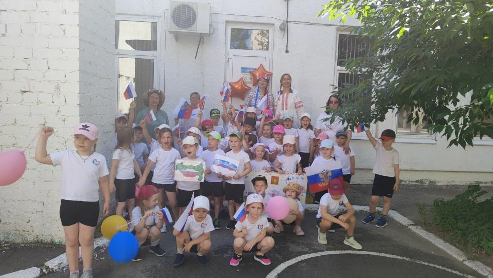 🇷🇺Праздник, посвященный Дню России.

🪆В Год единства народов России в Детском саду N 94 "Полянка"