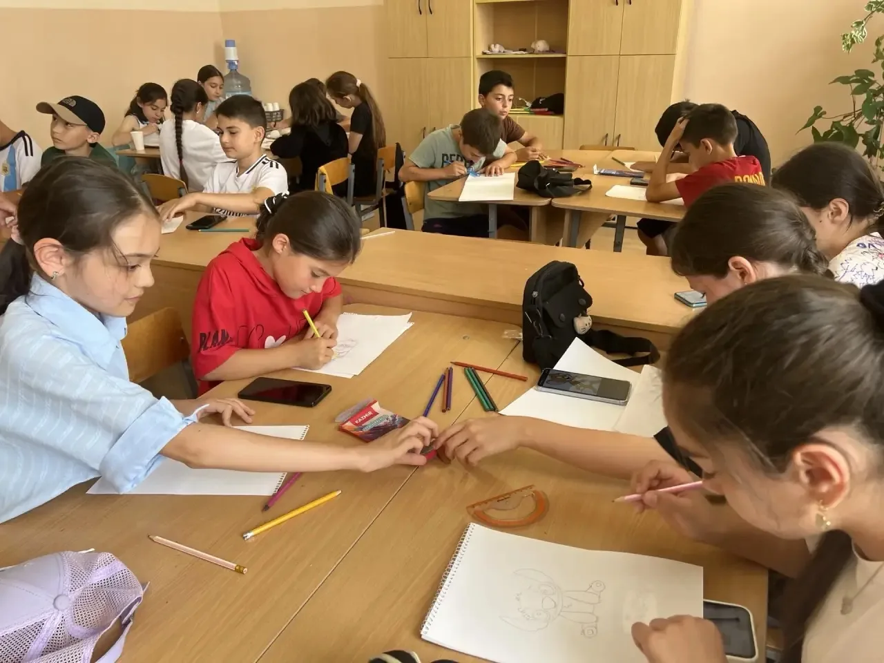 🌟 Восемнадцатый день в лагере при МКОУ «СОШ № 26» прошёл сказочно и увлекательно!

После завтрака р