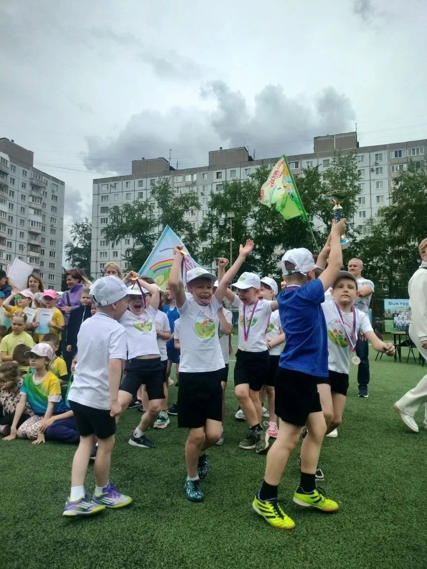 🏆 НАША ГОРДОСТЬ: I МЕСТО в «Весёлых стартах» на призы Детского благотворительного фонда депутата Во