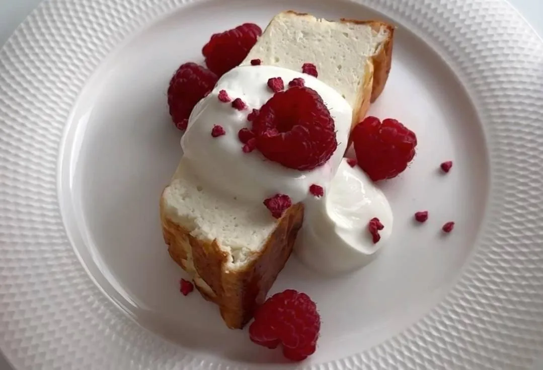 Лайфхаки для идеальной запеканки 🥣

Вы тоже сталкивались с этим?
Снаружи — румяная и красивая, а вн