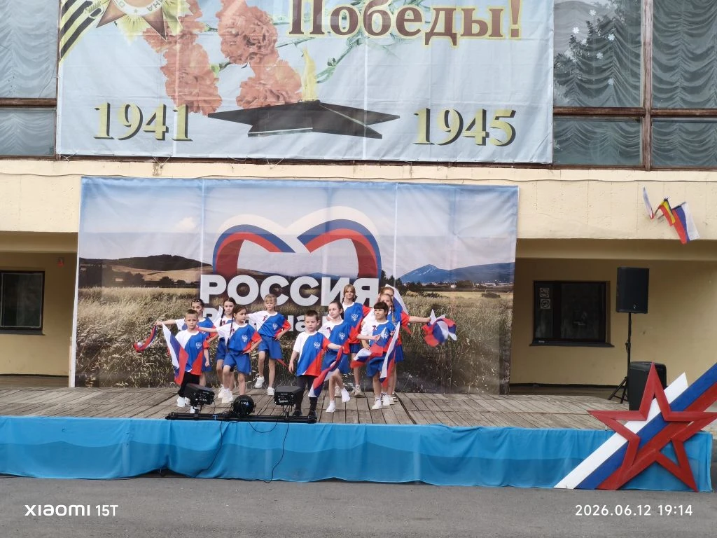 Страна Россия... Место с богатой историей, огромный пласт которой нам еще предстоит узнать... Многоо
