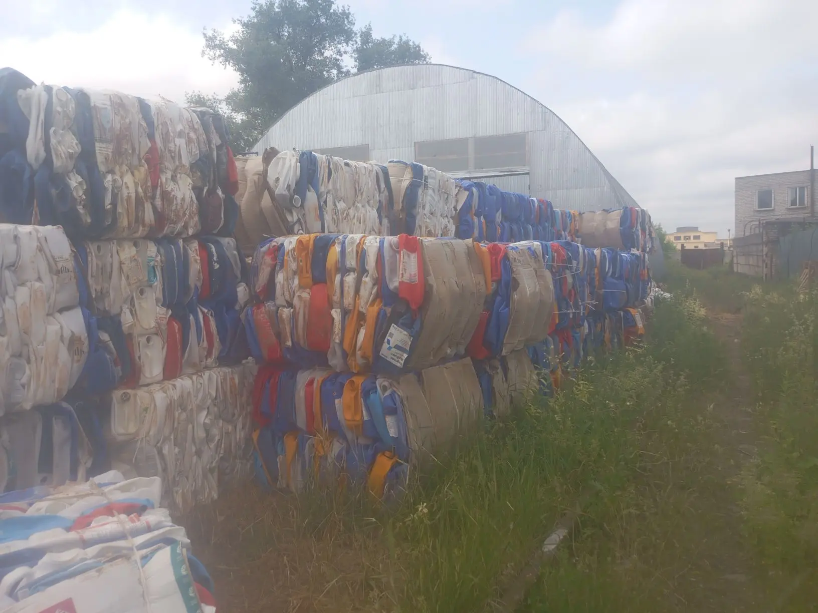 Продам канистру. Брянск. В наличии 11тонн
