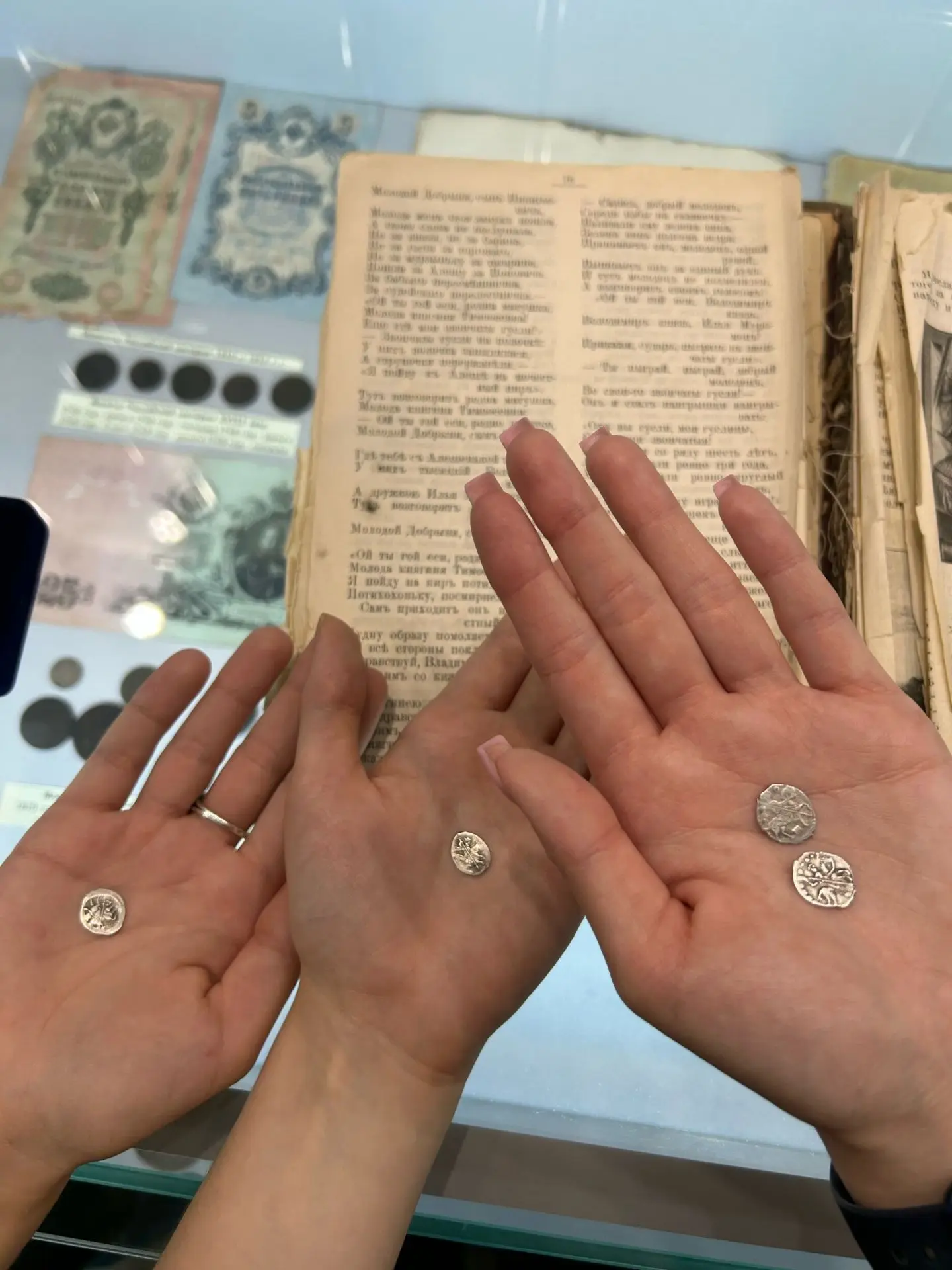 Теория - это фундамент, но настоящая профессия начинается с практики!

Студенты 2-го курса специальн