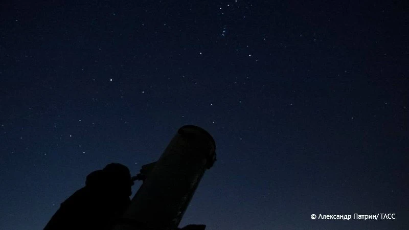 🌙 Жители России уже сегодняшней ночью смогут наблюдать метеорный поток Персеиды и «парад» из шести 