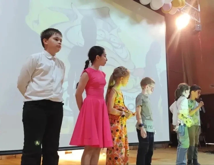 МБОУ «Бутовская СОШ 1», пгт. Бутово , ЖК «Бутово-Парк», 27 (корпус 1)

**В лагере «Город Солнца» заж