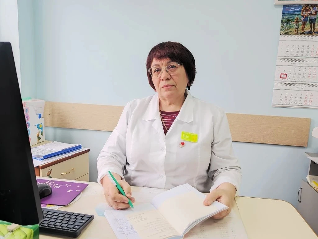 Более тридцати лет на одном участке: преданность делу Галины Пилишкиной 
 
В педиатрическом отделени
