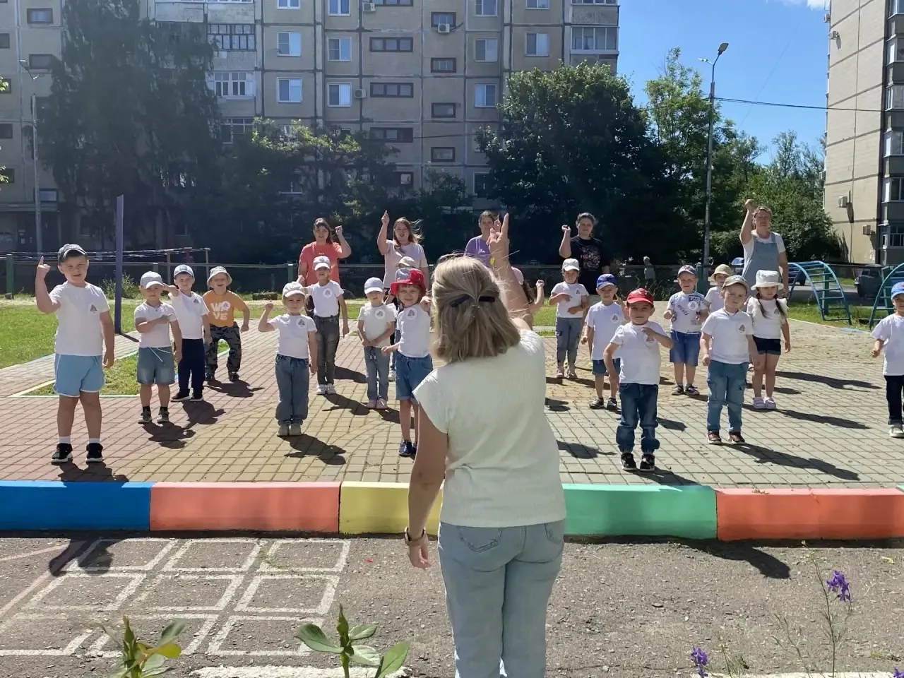 Сегодня наш детский сад присоединился к региональному марафону «Старт в безопасное лето».

☀ Педагог