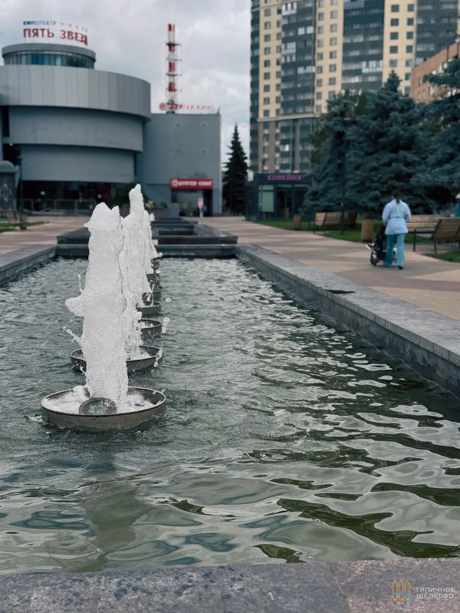 🌡️ Московский регион ждёт резкий погодный контраст.

Завтра воздух прогреется до +28 градусов — э
