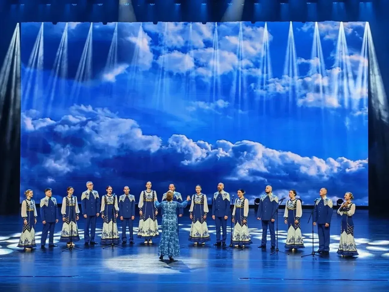 #гастроли #ВоспитаниеКультурой

🇷🇺🇨🇳В рамках XVI международного фестиваля «Российско-китайская я