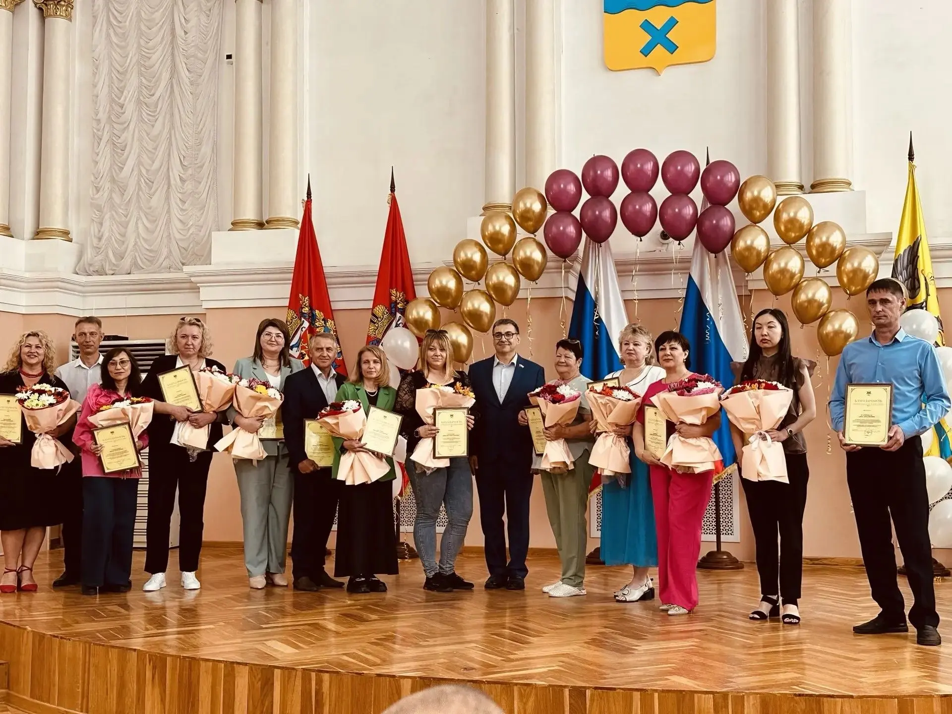 📢Делимся отличными новостями!

В связи с Днем социального работника сотрудники Реабилитационного це