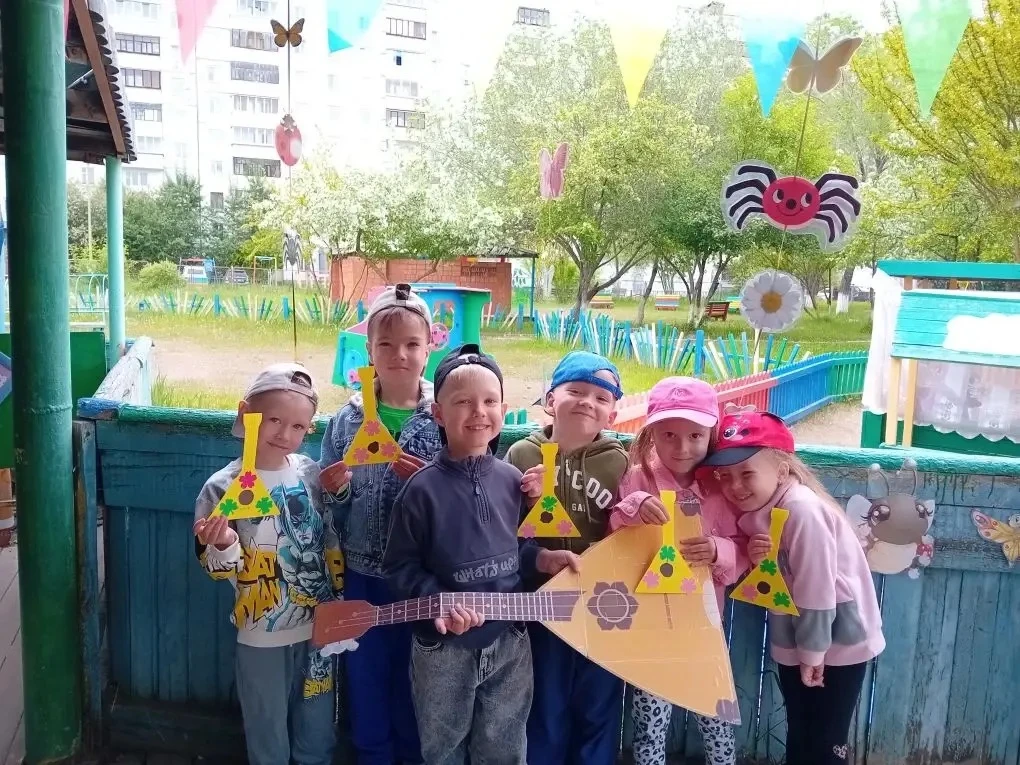 #Летняяперезагрузка
🎉День балалайки🎉
В нашем детском саду прошел замечательный и познавательный де