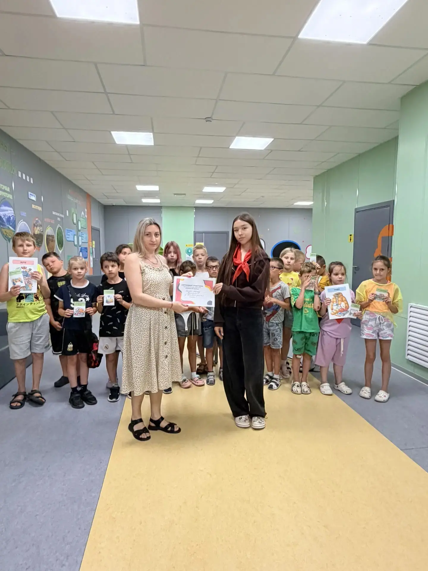 Сегодня воспитанники пришкольного лагеря «Улыбка» приняли участие в эстафете по финансовой грамотнос