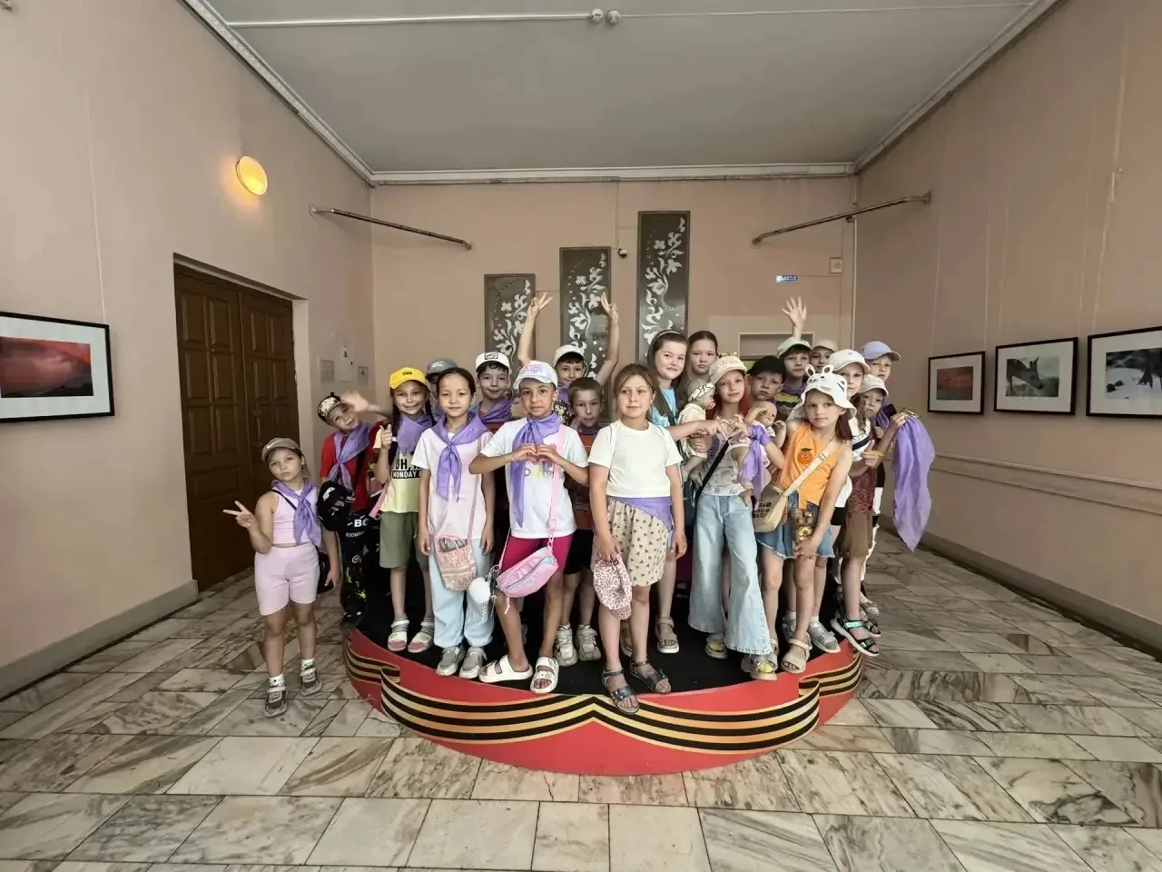 🎶 Перекочёвка в мир музыки и здоровый образ жизни: ещё один насыщенный день в лагере «Максимум»

Се