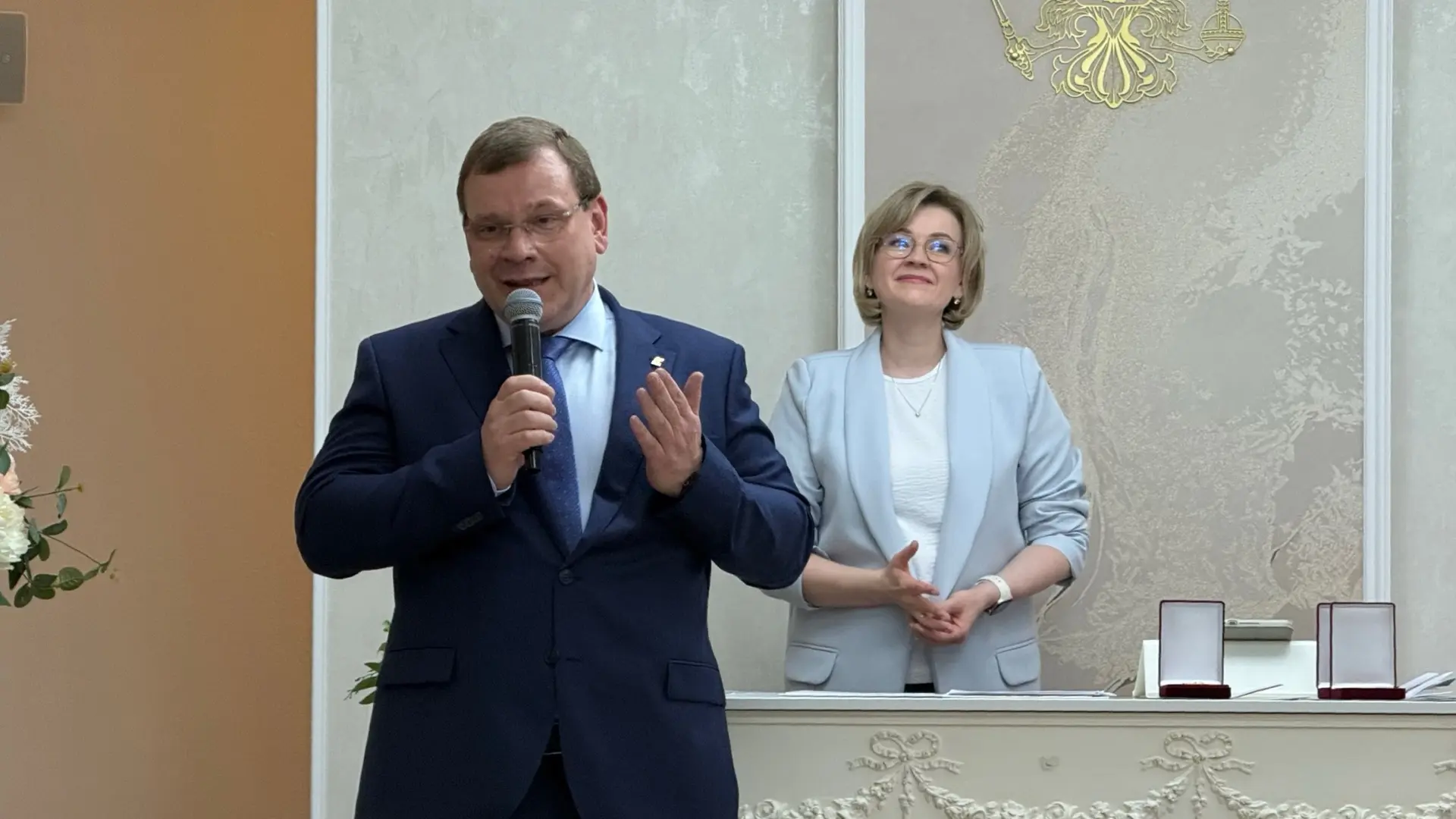 Сегодня в Железнодорожном отделе ЗАГС чествовали семьи, которые своим примером напоминают нам о глав