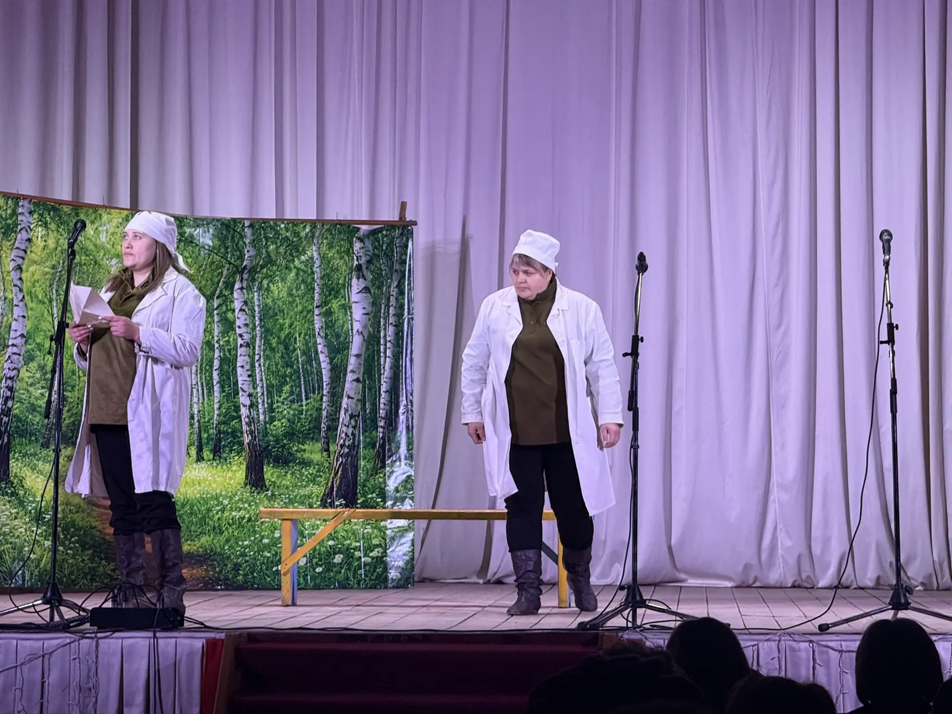 "Театральные встречи"🎭
   В минувшую субботу был дан старт районного конкурса театральных коллектив