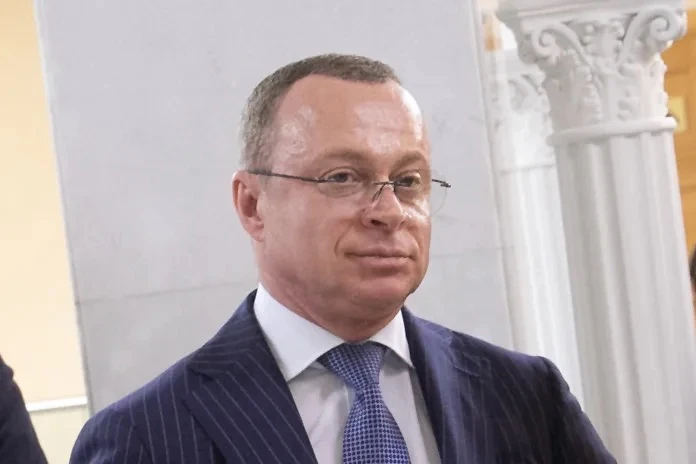 🚨 Экс‑вице‑губернатор из Новосибирска снова в центре громкого дела!

Следствие считает, что Юрий Пе