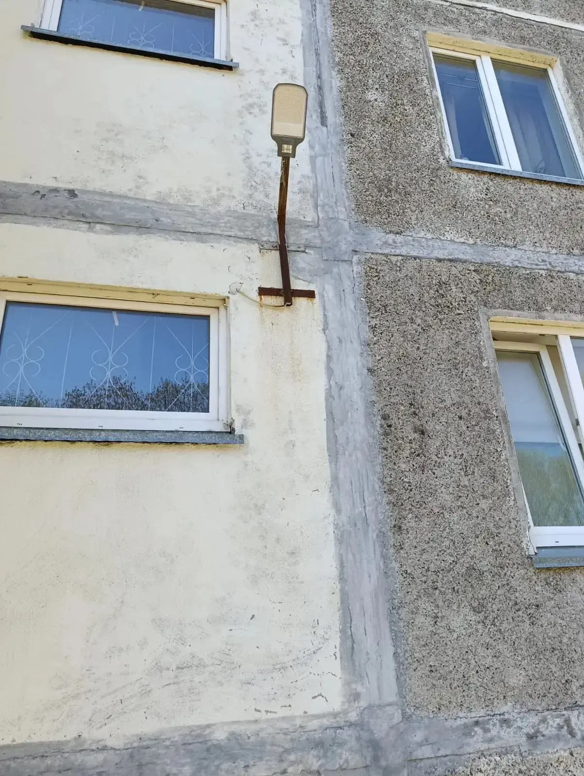 Ул. Дальневосточная д.10🏠
Замена уличной  кобры🫠