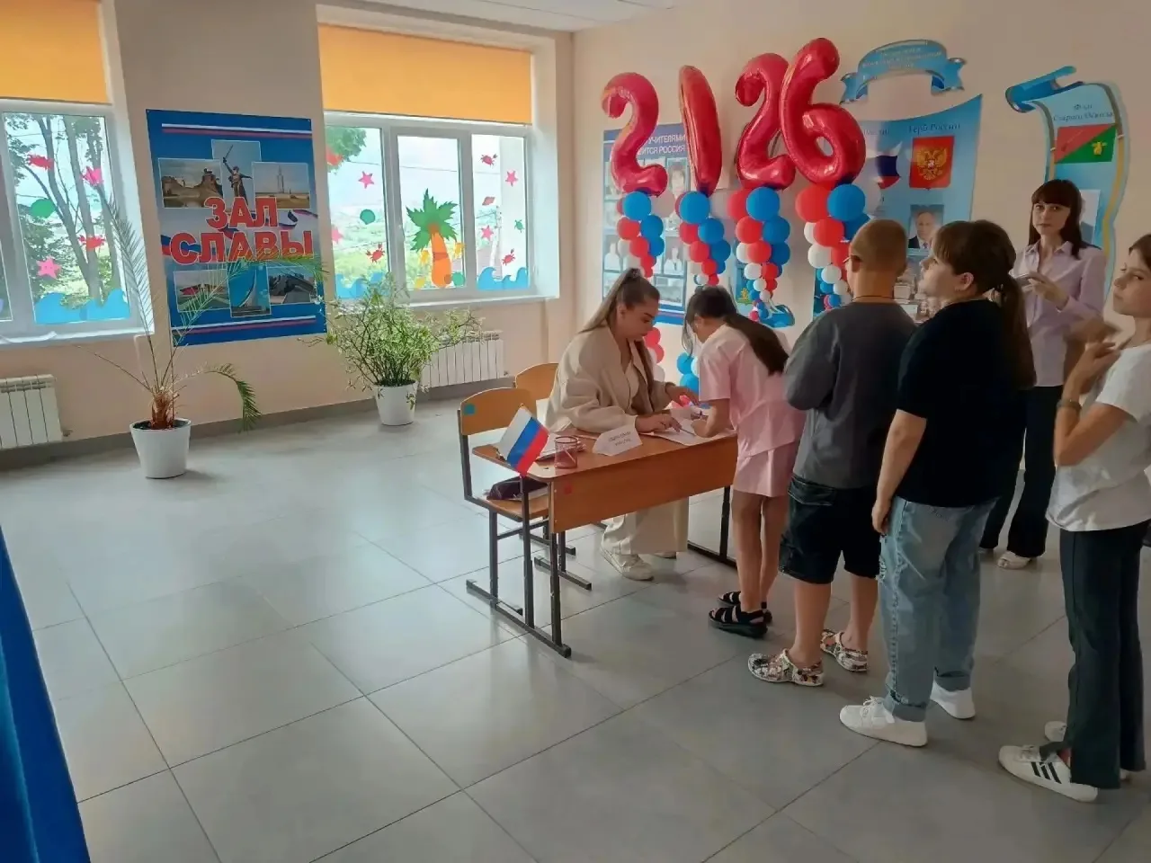 🎉 3-й день в лагере "Солнечный остров" – яркие события и новые открытия! 🎉

☀️ Новое утро — новая 