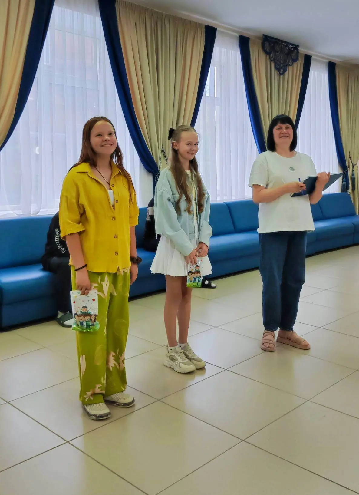 ОЧЕРЕДНОЙ НАСЫЩЕННЫЙ ДЕНЁК!

На утренней линейке отряды «Парма» и «Радуга народов» представили сообщ