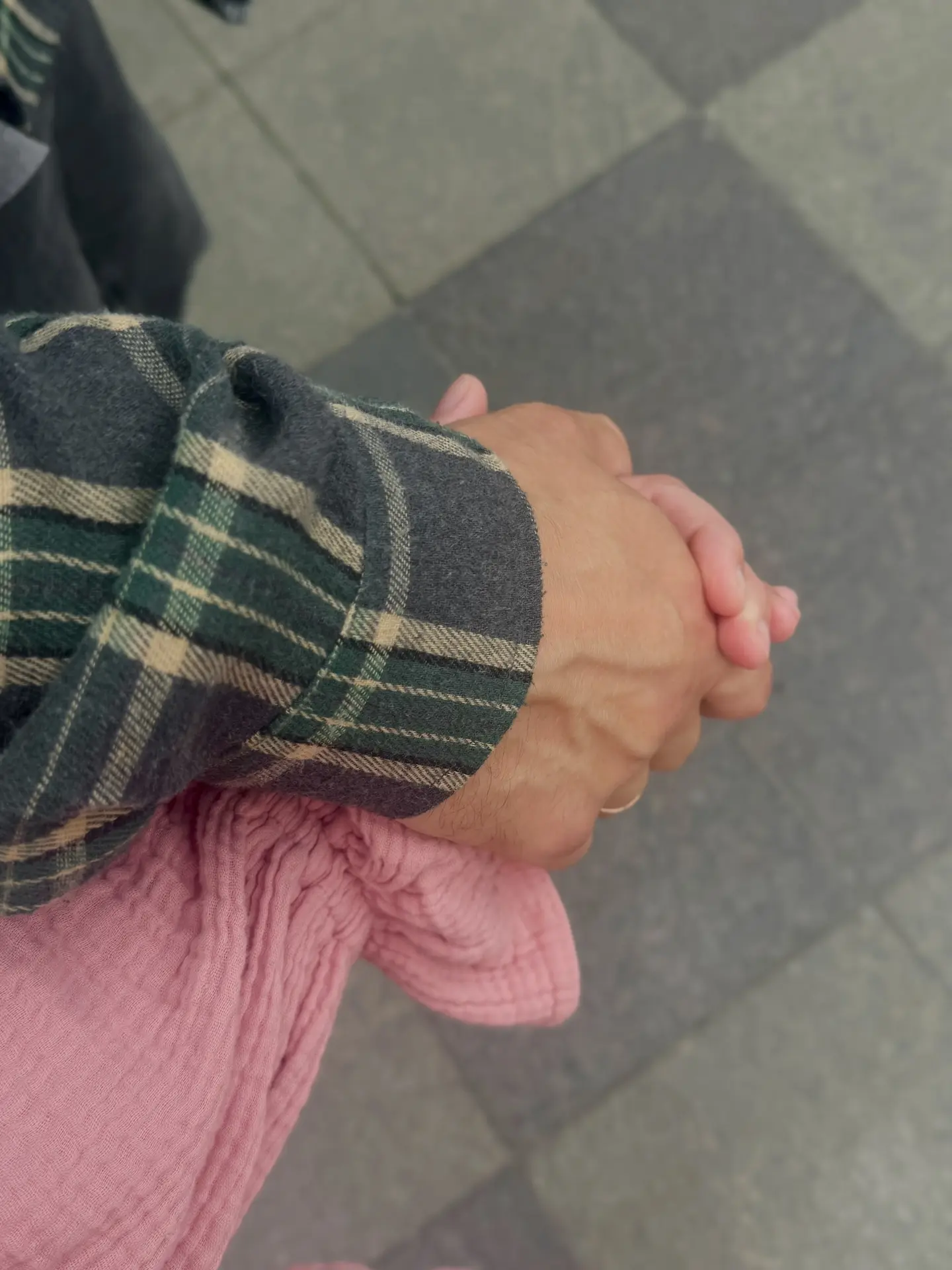 Сегодня устроили с мужем мини-свидание❤️

Всего пара часов наедине друг с другом, а потом бегом обра
