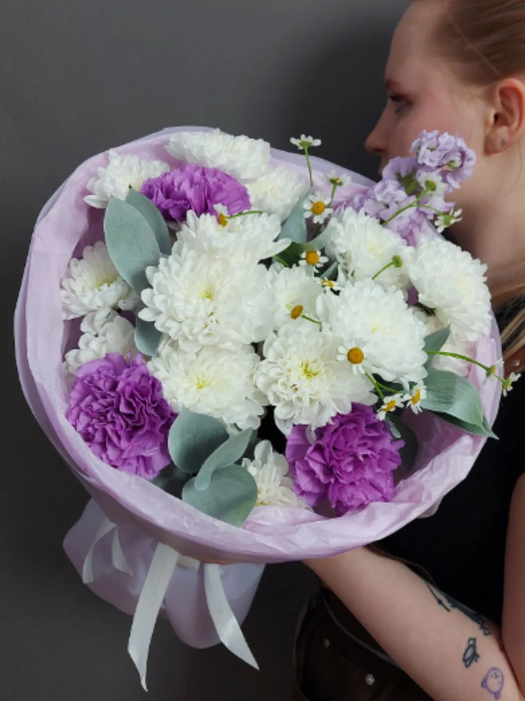 💜Авторский букет в лавандовой  гамме

🌿Стоимость 2'750₽
Цена актуальна на дату публикации

Для зак