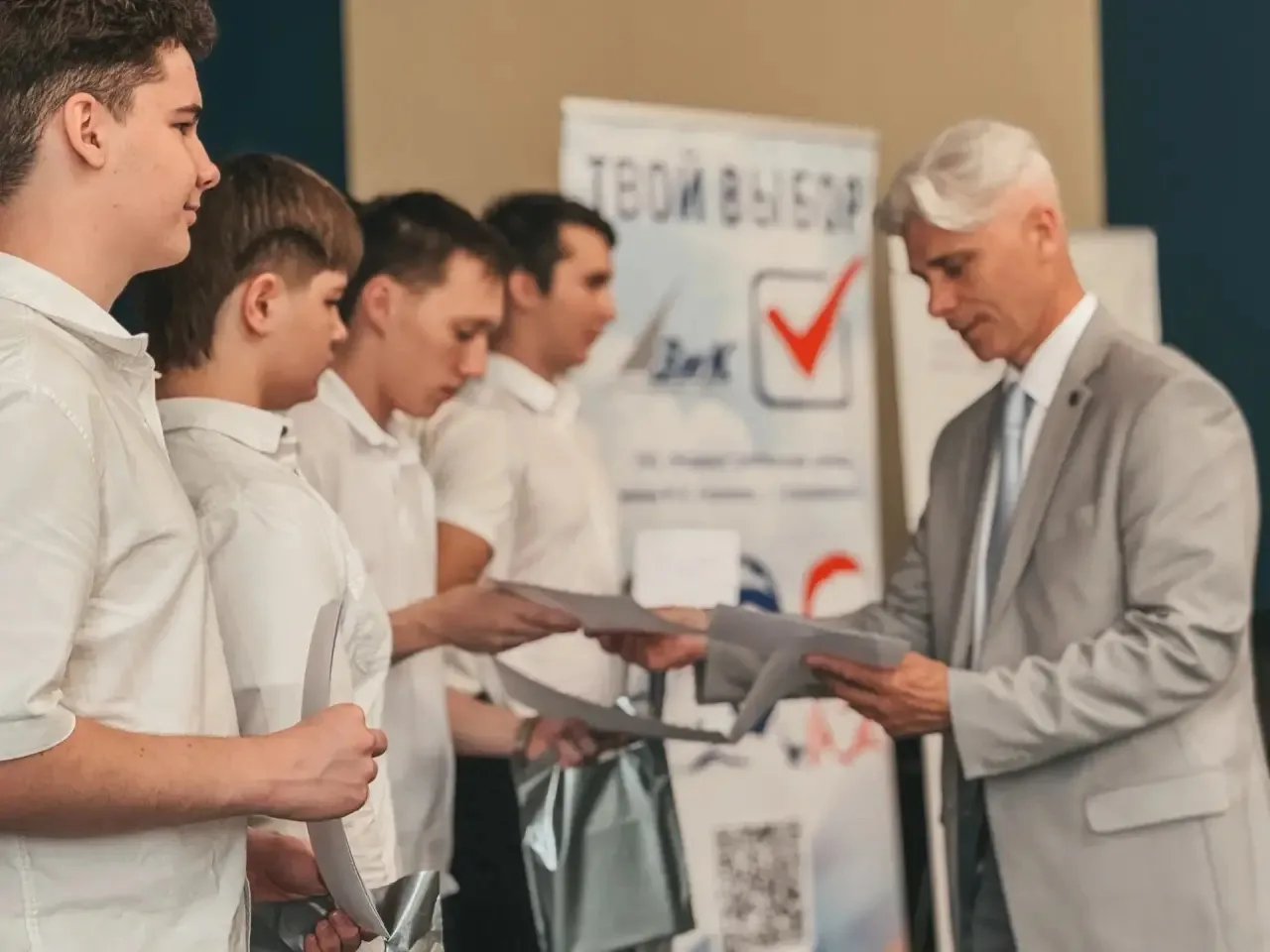 ✈️Фестиваль 3D-ЗиК👨🏼‍🎓

На базе Татищевской гимназии состоялся Фестиваль 3D-ЗиК, где участники пр