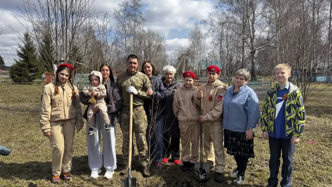 ⭐️🌳САД ПАМЯТИ🌳⭐️

🕊️24 апреля наша школа с гордостью присоединилась к международной акции «Сад па