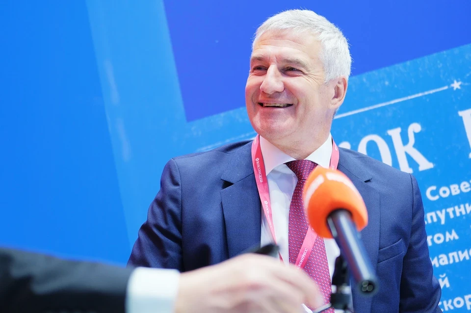 ✅ Артур Парфенчиков: Потому что я её люблю!

Так ответил Глава республики на вопрос политобозревател