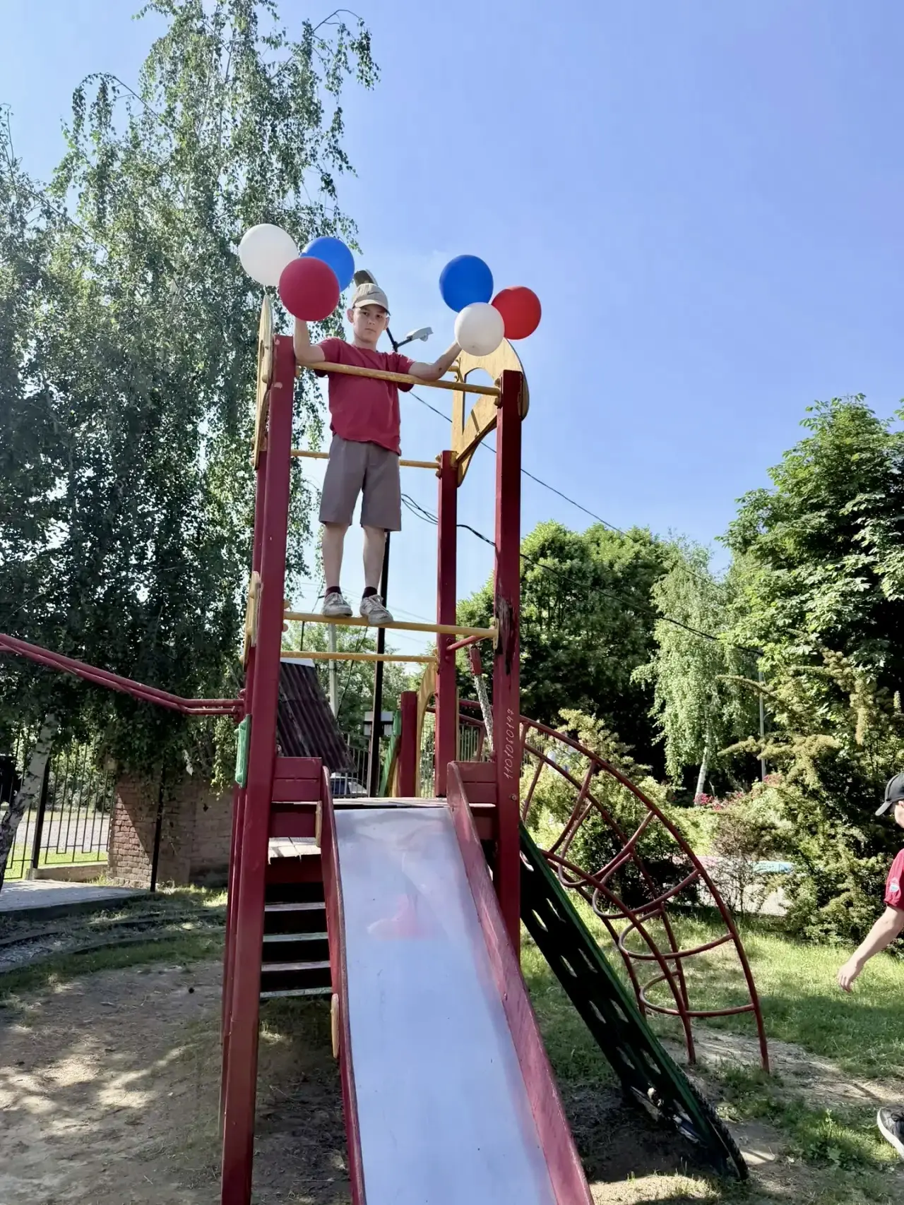 **Лето — это детство! 🥳**

Летняя площадка на базе школы-интерната пгт Ильского — это место, где жи