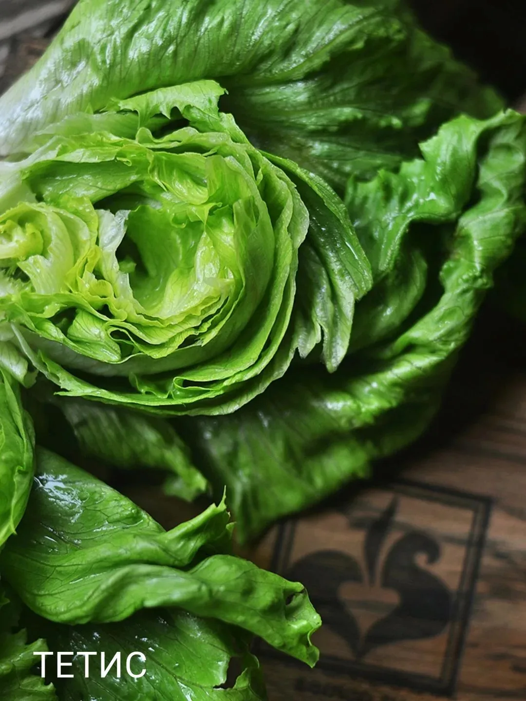 Топ-3 кочанных салатов.

🥗 Мечтаете о сочных, хрустящих кочанах салата прямо с грядки? Хватит мечта