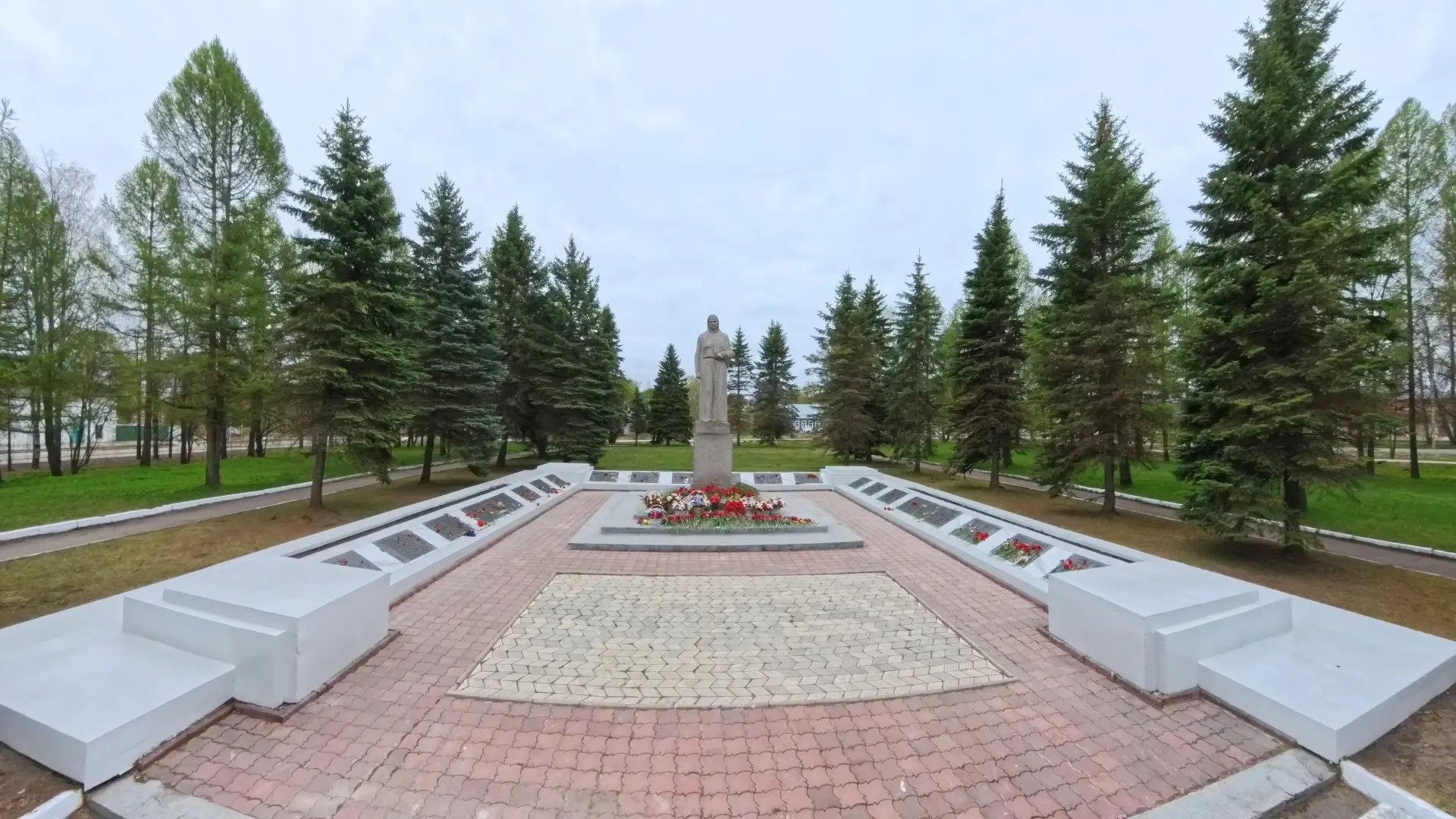 ⭐ В Кириллове завершена реставрация мемориала «Родина-мать»

Мемориал «Родина-мать» — сердце нашего 