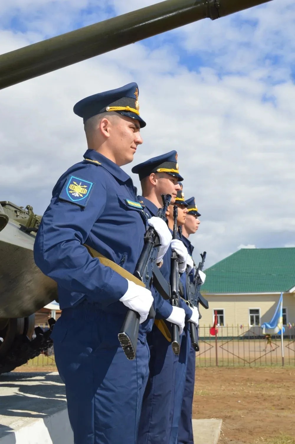 📸Фотокружок «Ракурс» на Дне Победы в Нижнеиволгинском! 🎖️

9 мая мы не просто участвовали в митинг