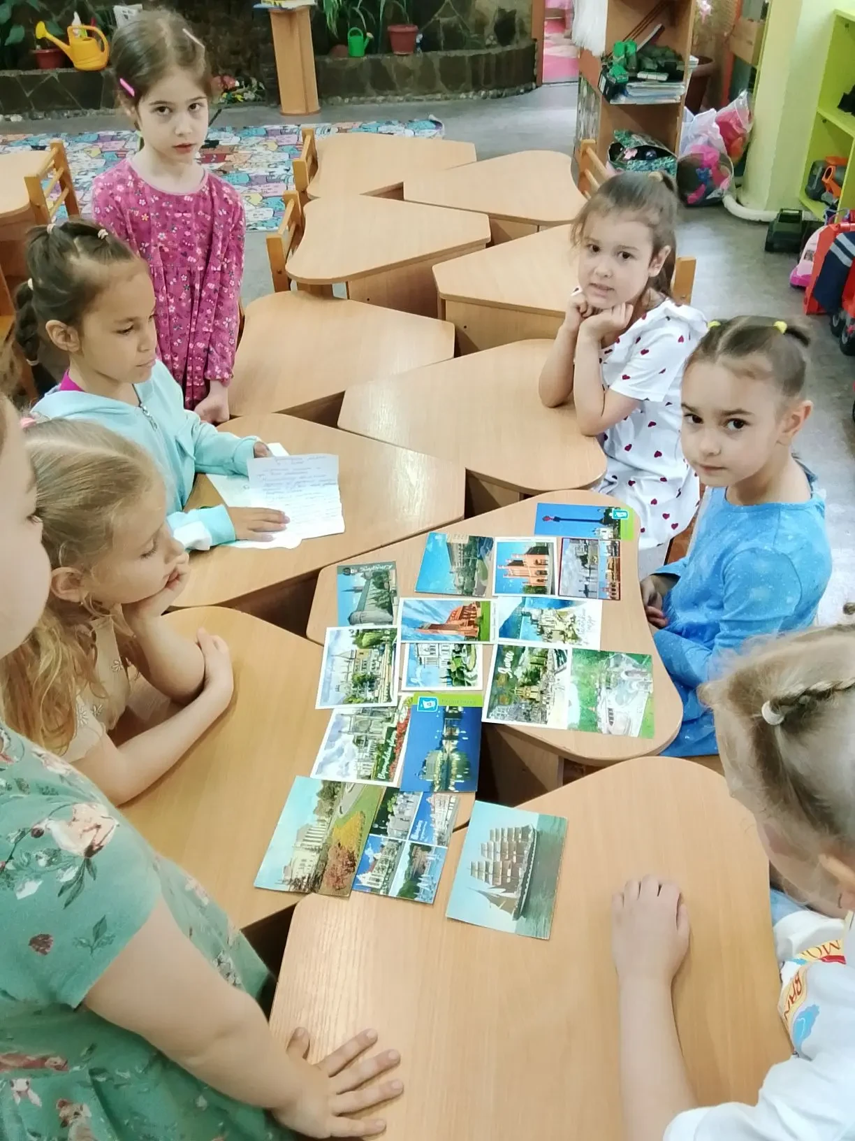 Посткроссинг в группе "Веселые гномы".
Переписка с воспитанникам МАДОУ ЦРР детский сад № 87 города К