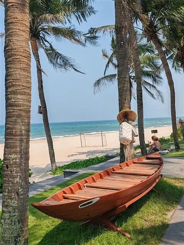 🏖 Этот манящий отпуск во Вьетнаме пахнет солью и спелым манго, а звучит шепотом ласкового прибоя и 