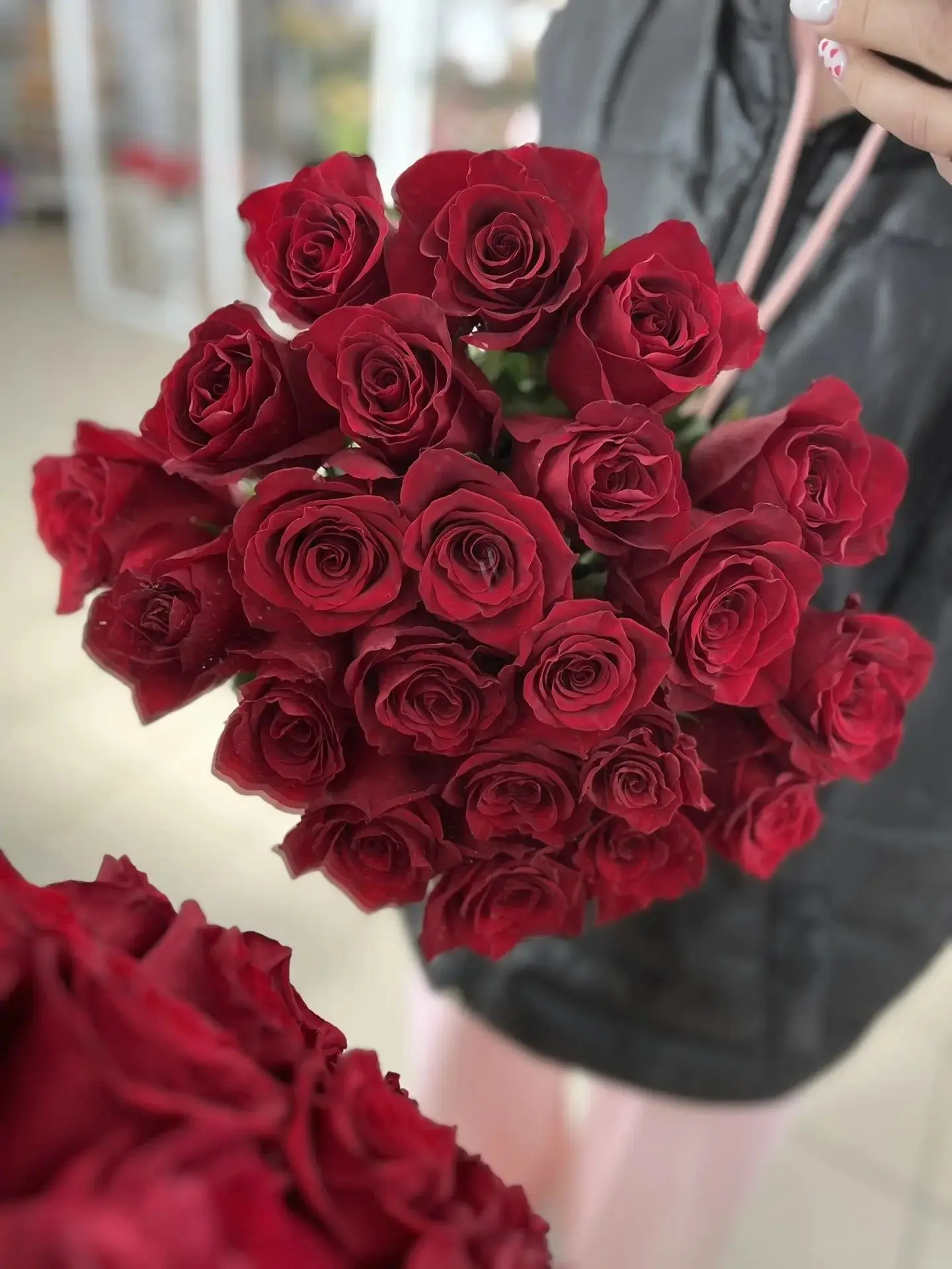 🌹 ВЫИГРАЙ 25 АЛЫХ РОЗ! 🌹
Ваш идеальный шанс эффектно признаться в любви или просто побаловать себя