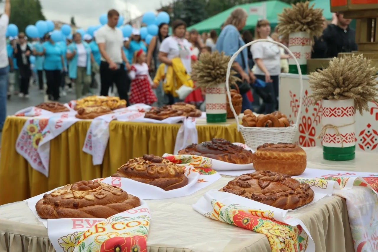 🥧 «Раненбургское застолье» вновь собрало гостей на один из самых вкусных праздников Липецкой земли!