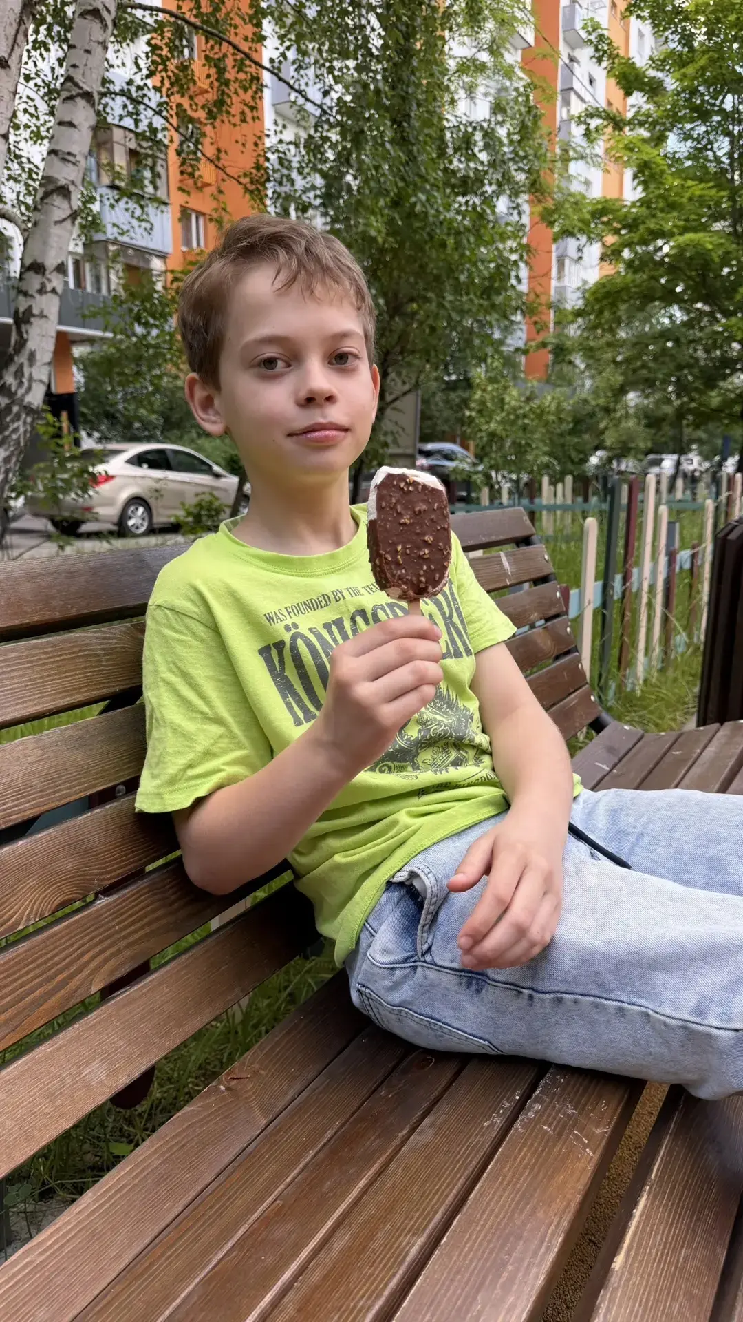 🍨С международным днём мороженого!

"Невозможно есть мороженое с грустным лицом.."

10 июня ежегодно