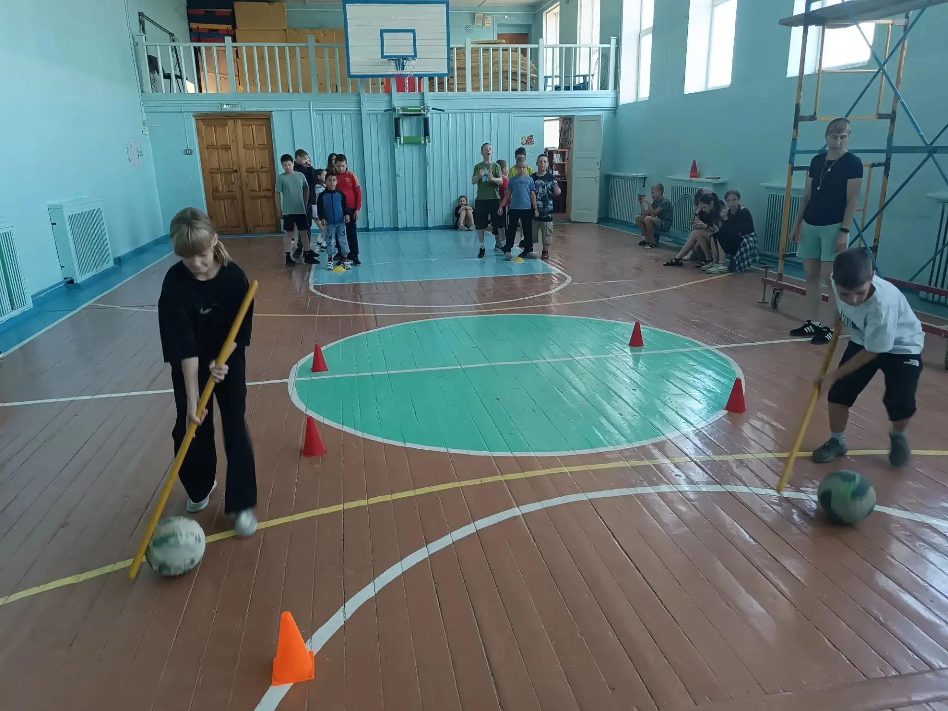💪 ЗОЖ — это круто, весело и по-нашему!

Вчера в нашем лагере было жарко! Мы провели не просто спорт