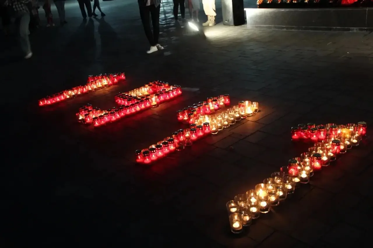 🕯️Сотни свечей зажглись в Городищенском районе в память о миллионах павших воинов, мирных жителей и