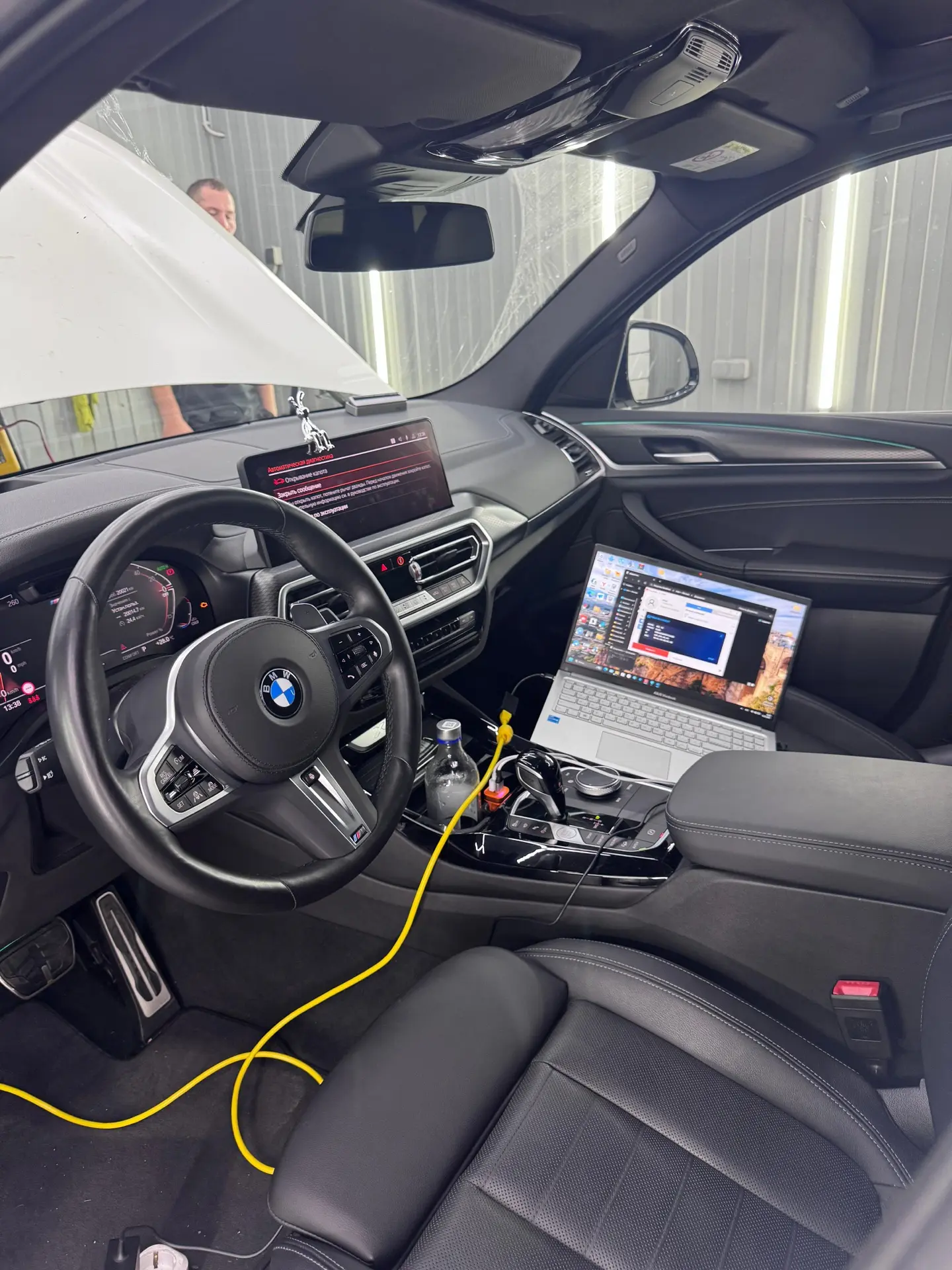 Обучили русскому языку очередную BMW 🇷🇺
Для записи на русификацию звоните +79892000458 или пишите 