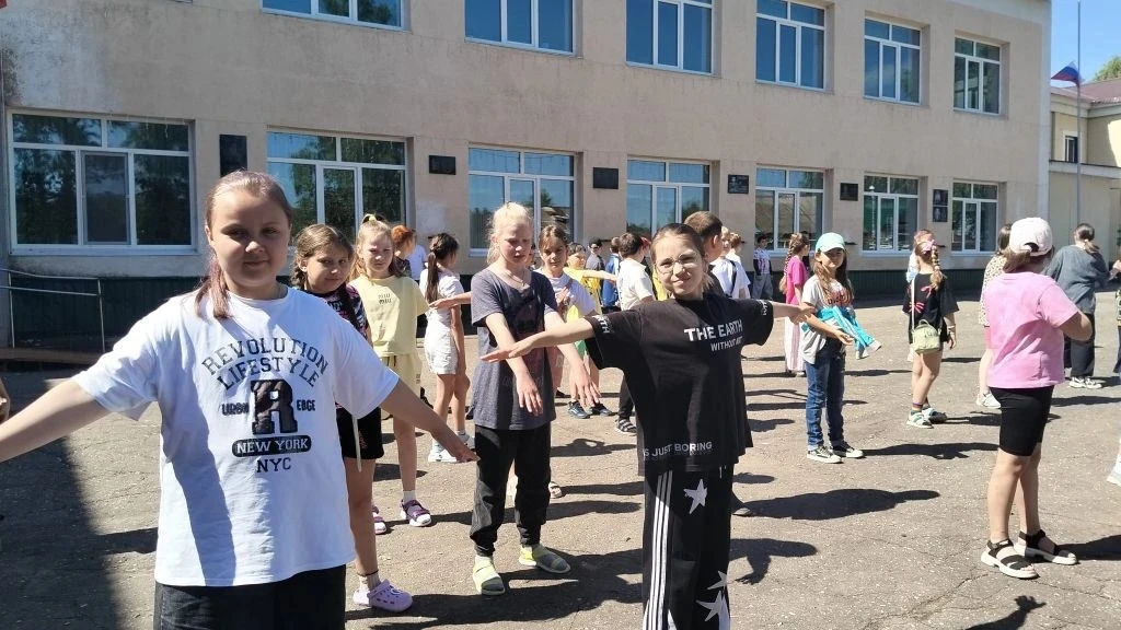 ✅В пришкольном лагере "Фантазия" МБОУ СОШ №1 им.Б.А.Прозорова прошёл тематический день «Орлёнок — сп