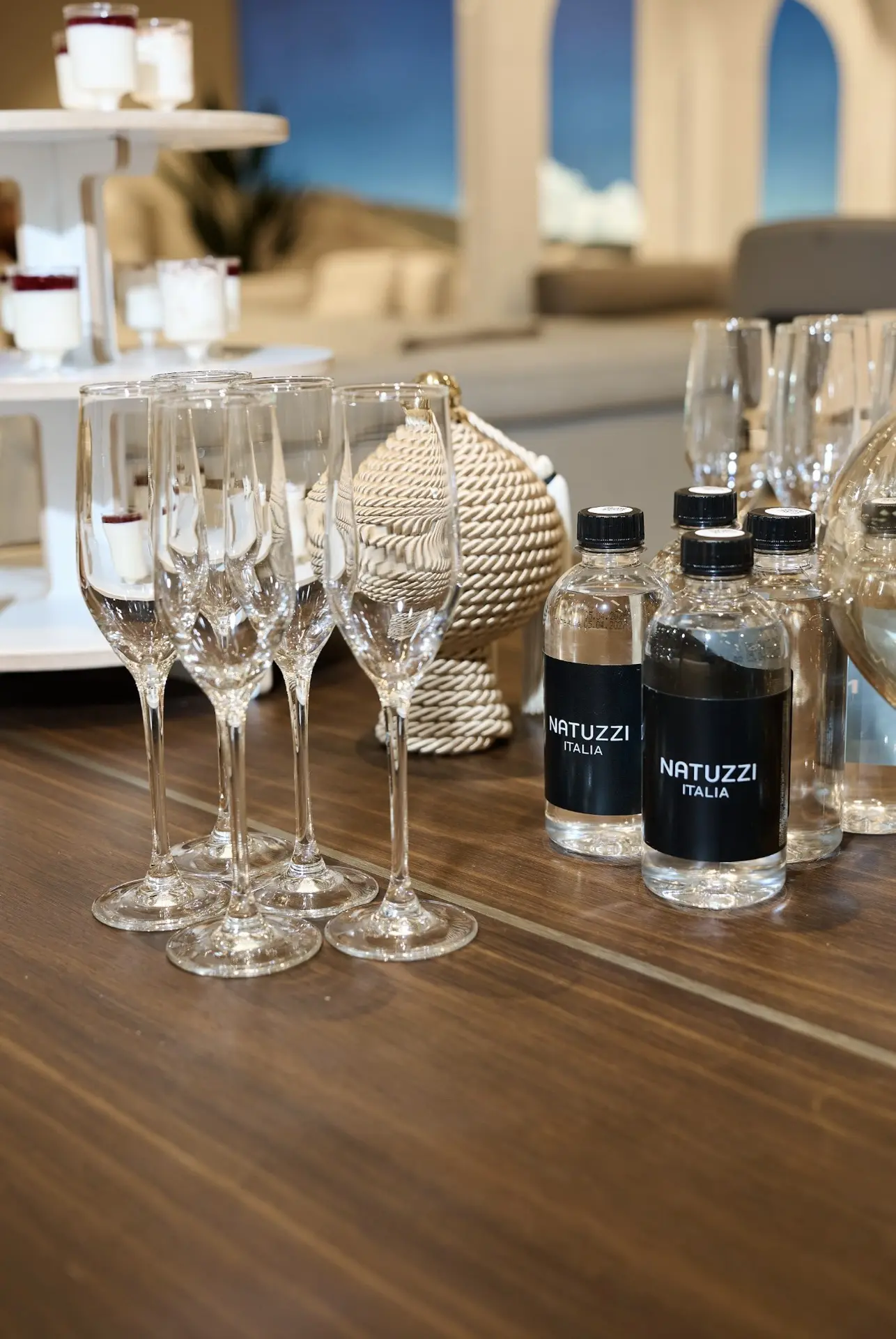 Перенеслись в Апулию на мастер-классе в шоу-руме NATUZZI ITALIA, по созданию интерьерных картин 🍋