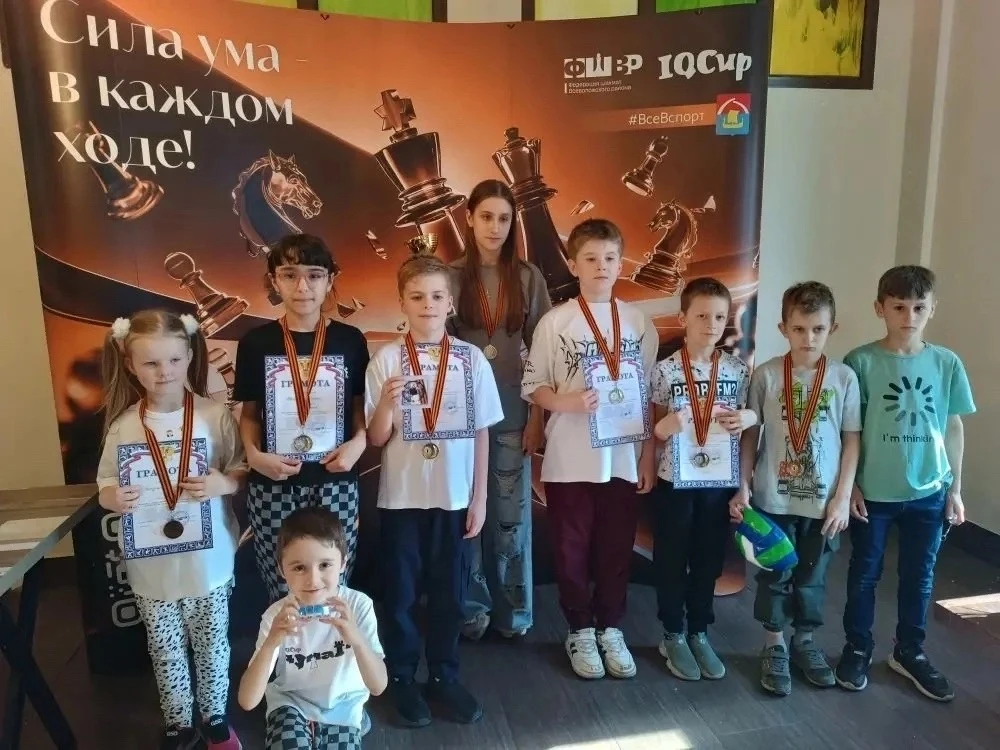 🎉 Колтушский десант — на высоте! 10 медалей на фестивале «Победный Ход»! 🎉

На шахматном фестивале