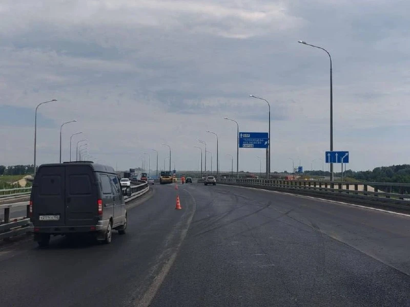 🚧 Хорошие новости. На первом участке подъезда к Борскому мосту устранили колейность.

Новый асфальт