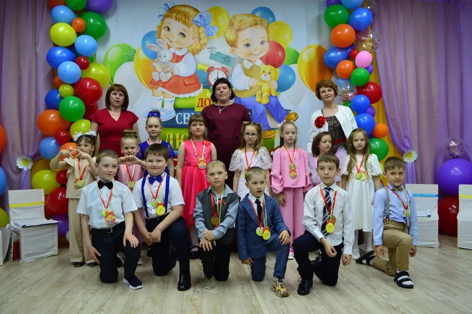 👋🎓 Вот и отзвенели последние аккорды прощального вальса. В нашем детском саду прошел выпускной веч