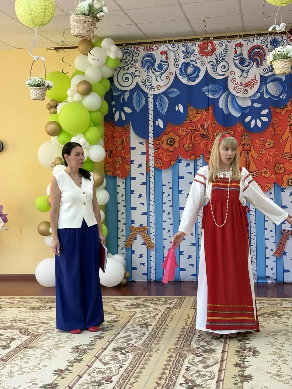 Празднования Дня России в СП «ДС «Колокольчик» продолжается. 🚩 Гордо реет триколор!
Настоящий патри